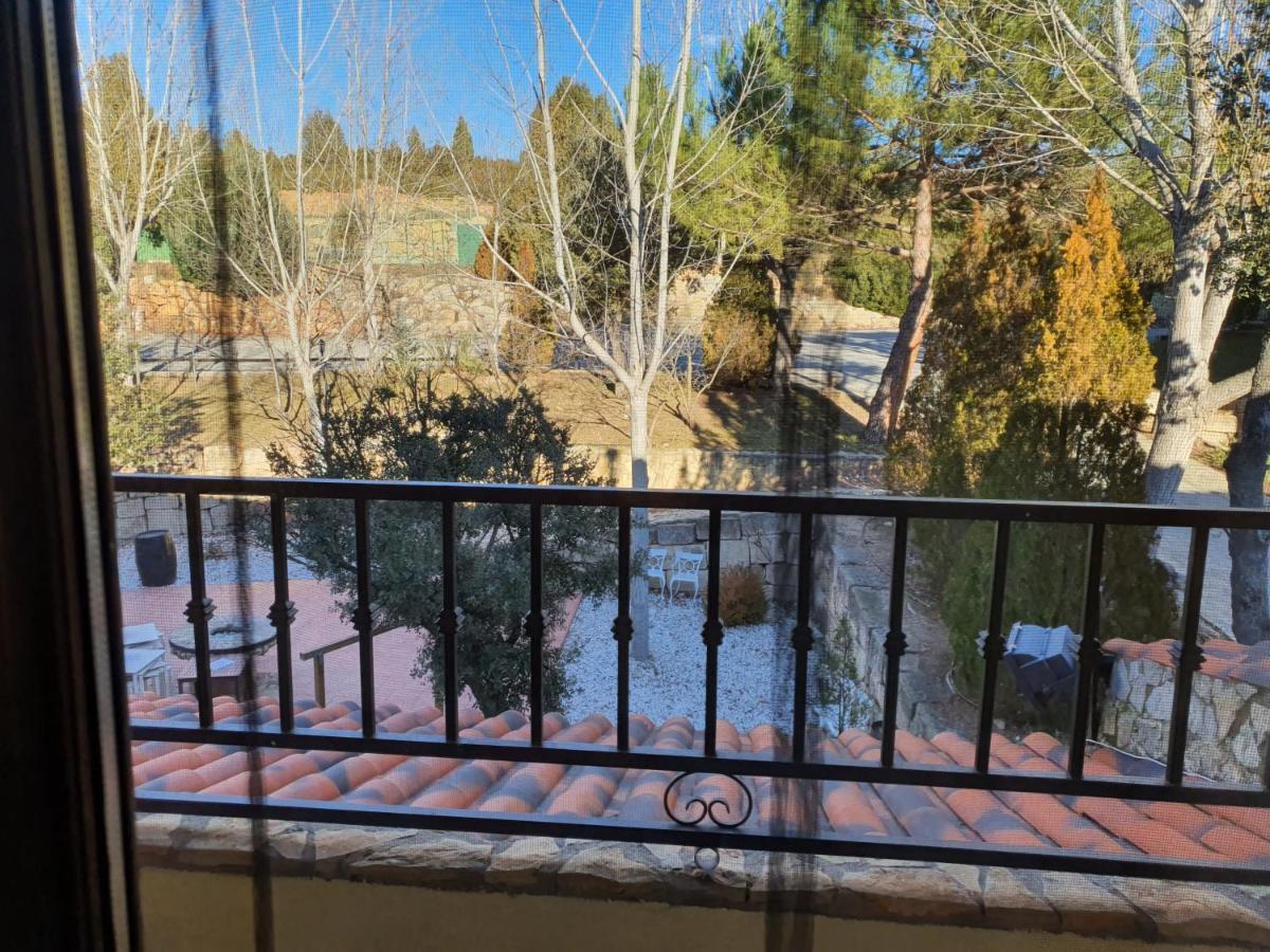 Hotel Masia El Molinete โมรา เด รูเบียรอส ภายนอก รูปภาพ