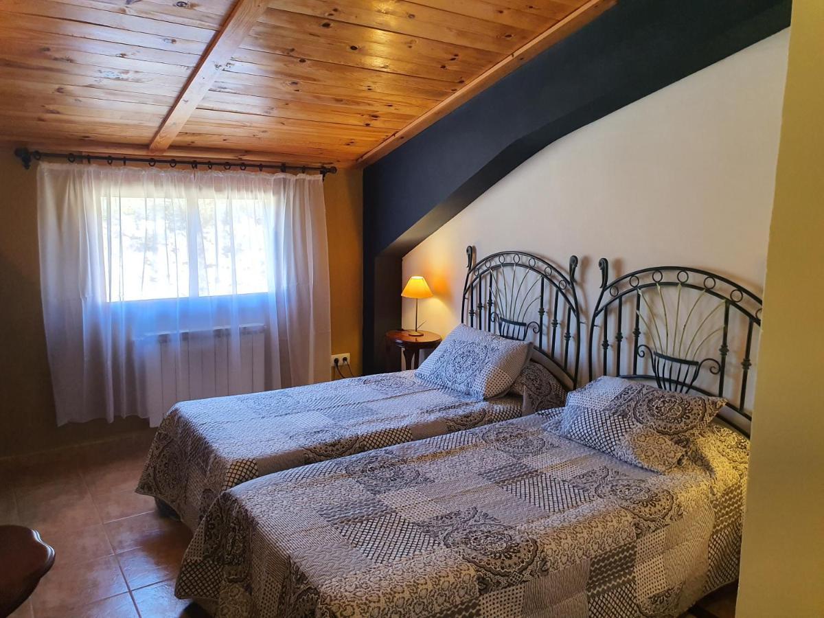 Hotel Masia El Molinete โมรา เด รูเบียรอส ภายนอก รูปภาพ
