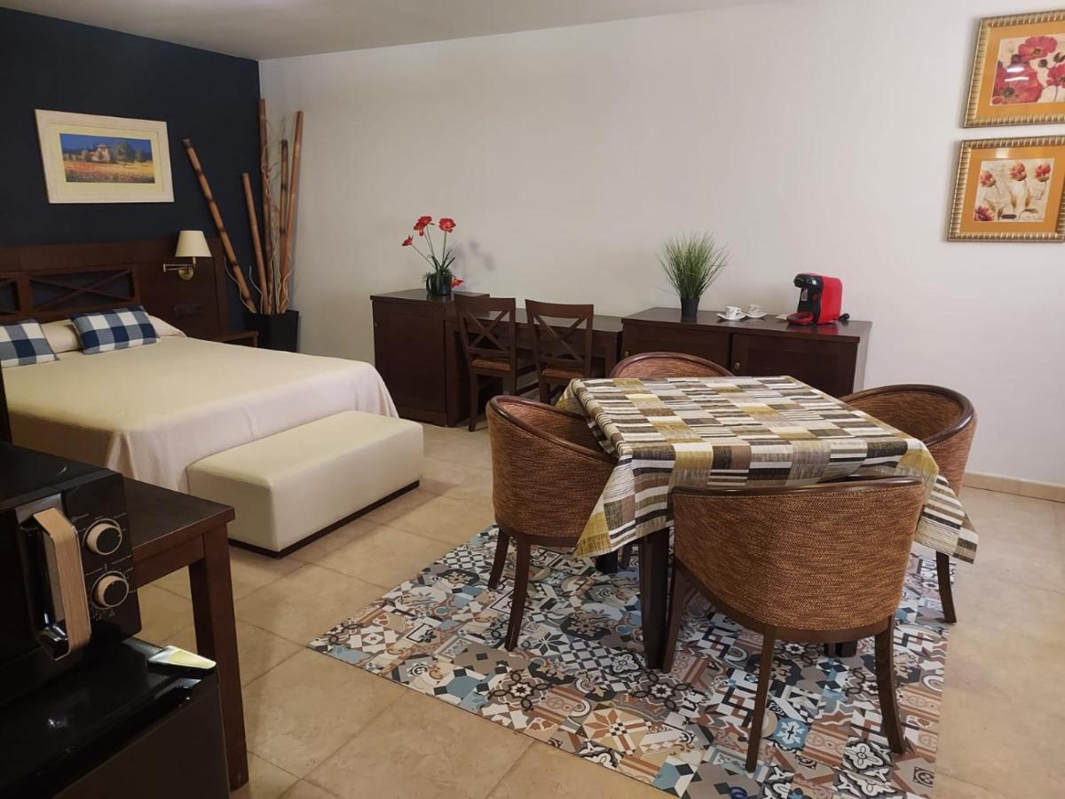 Hotel Masia El Molinete โมรา เด รูเบียรอส ภายนอก รูปภาพ