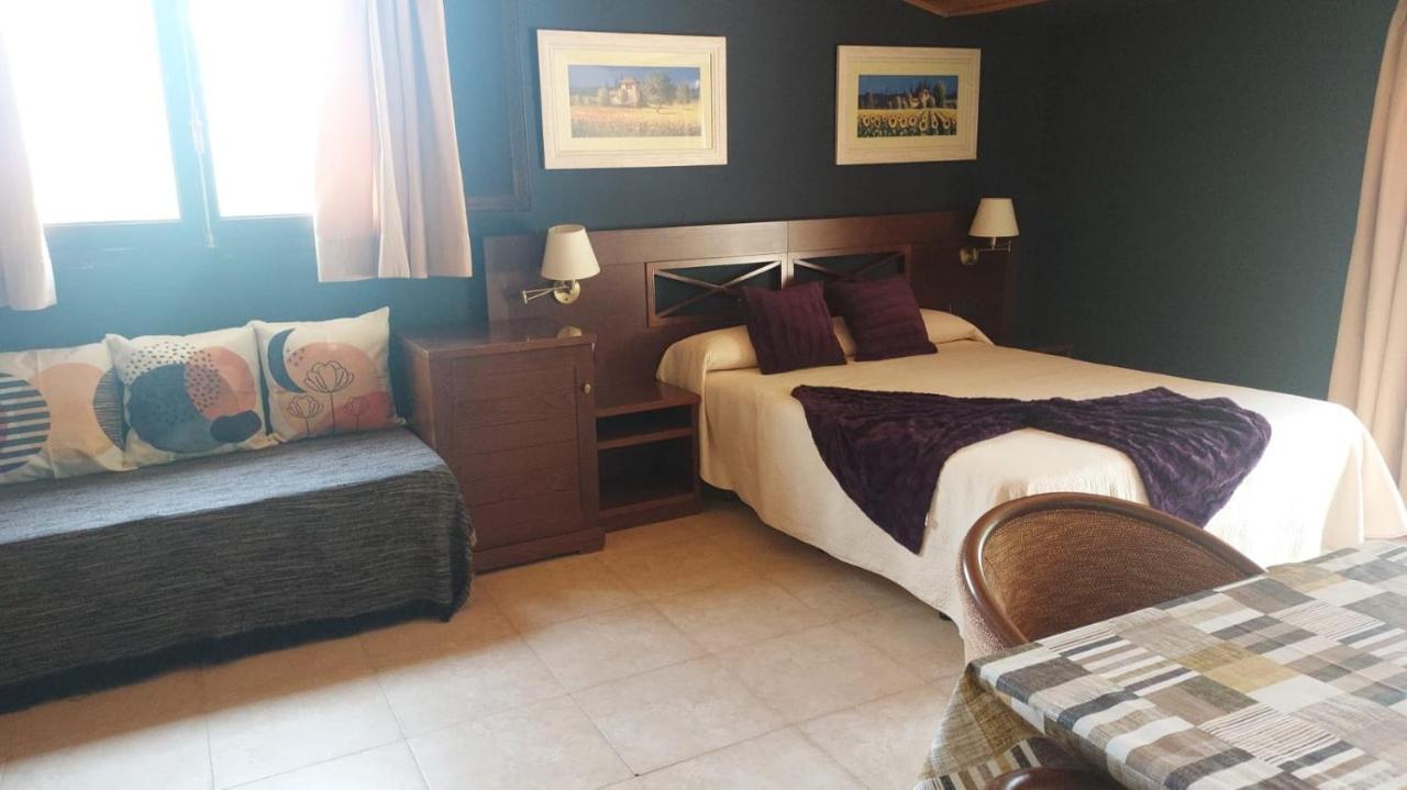 Hotel Masia El Molinete โมรา เด รูเบียรอส ภายนอก รูปภาพ